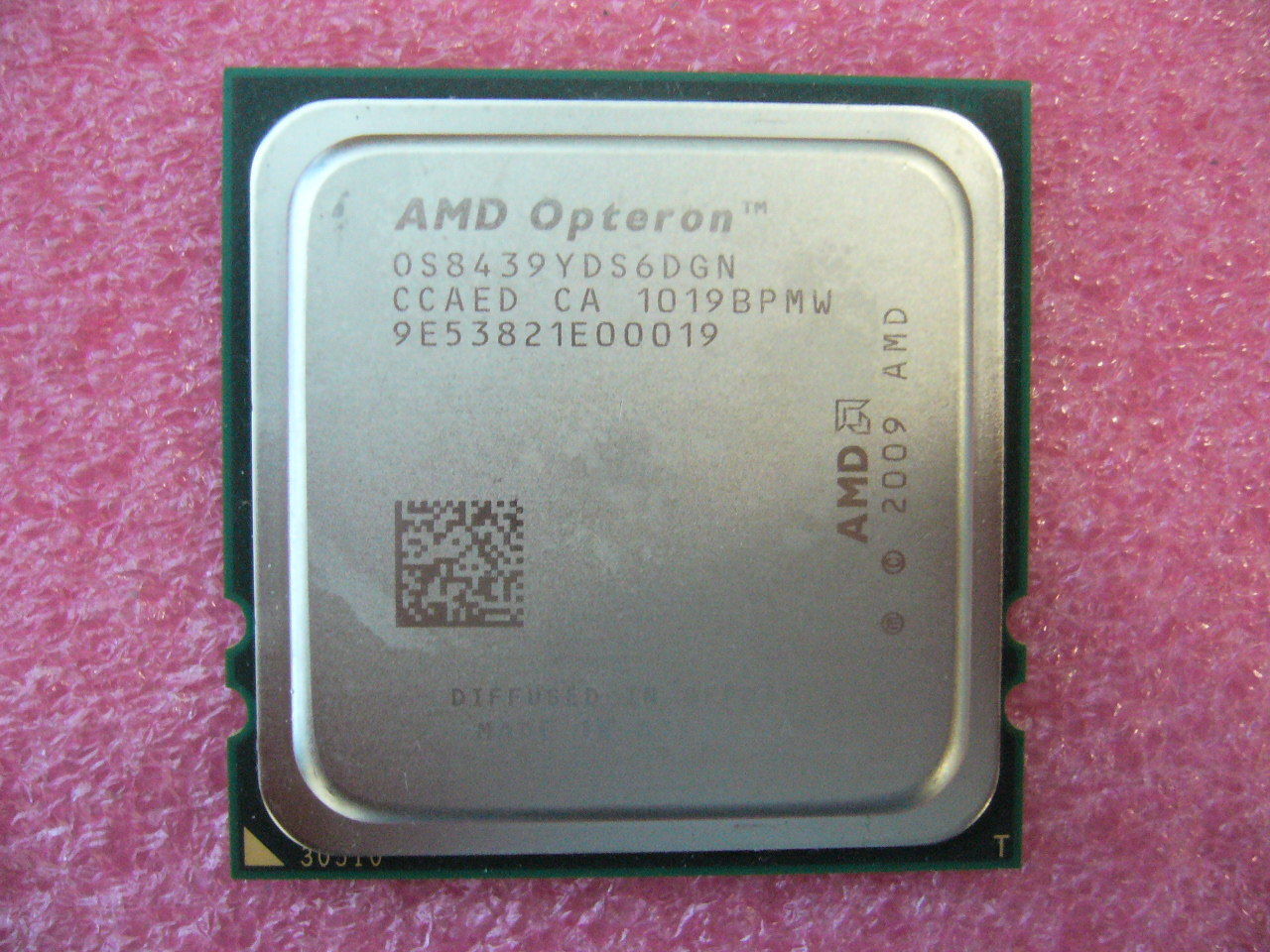 QTY 1x AMD Opteron 8439 SE 2.8 GHz Six Core (OS8439YDS6DGN) CPU Socket F 1207 - Click Image to Close