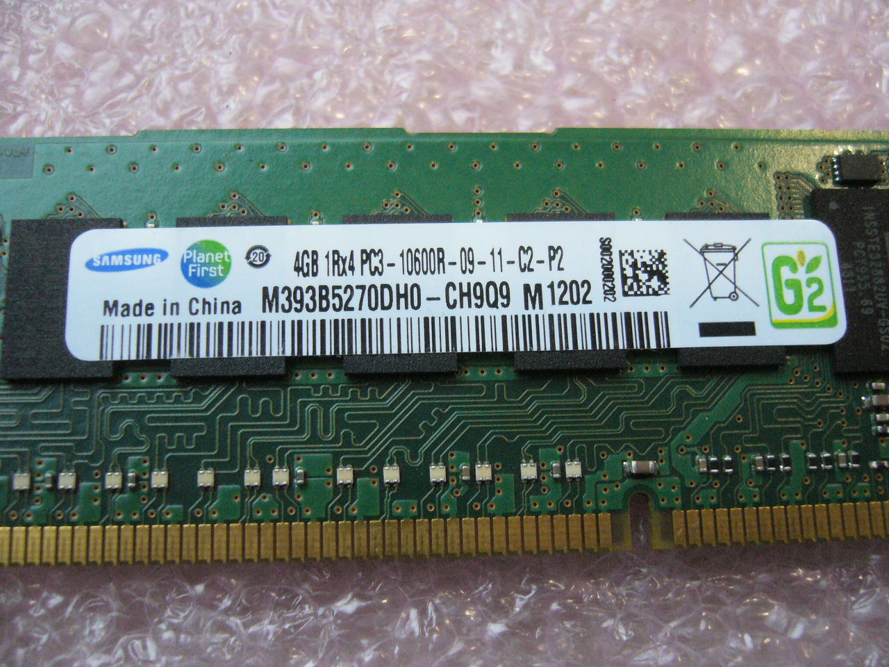 QTY 1x 4GB DDR3 1Rx4 PC3-10600R ECC Registered Server memory M393B5270DH0 - zum Schließen ins Bild klicken