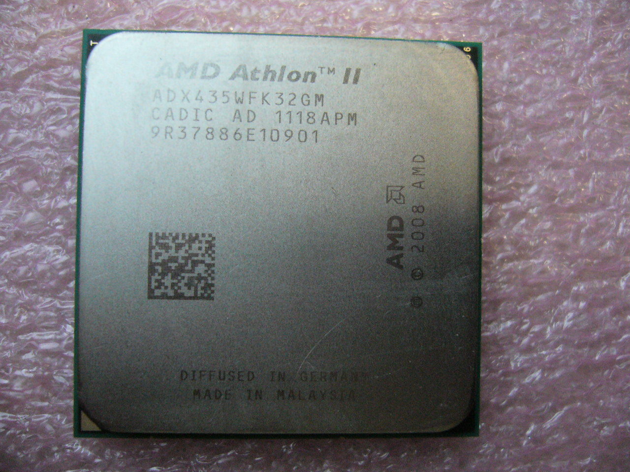 QTY 1x AMD Athlon II X3 435 2.9 GHz Triple-Core (ADX435WFK32GM) CPU AM3 938-Pin - zum Schließen ins Bild klicken