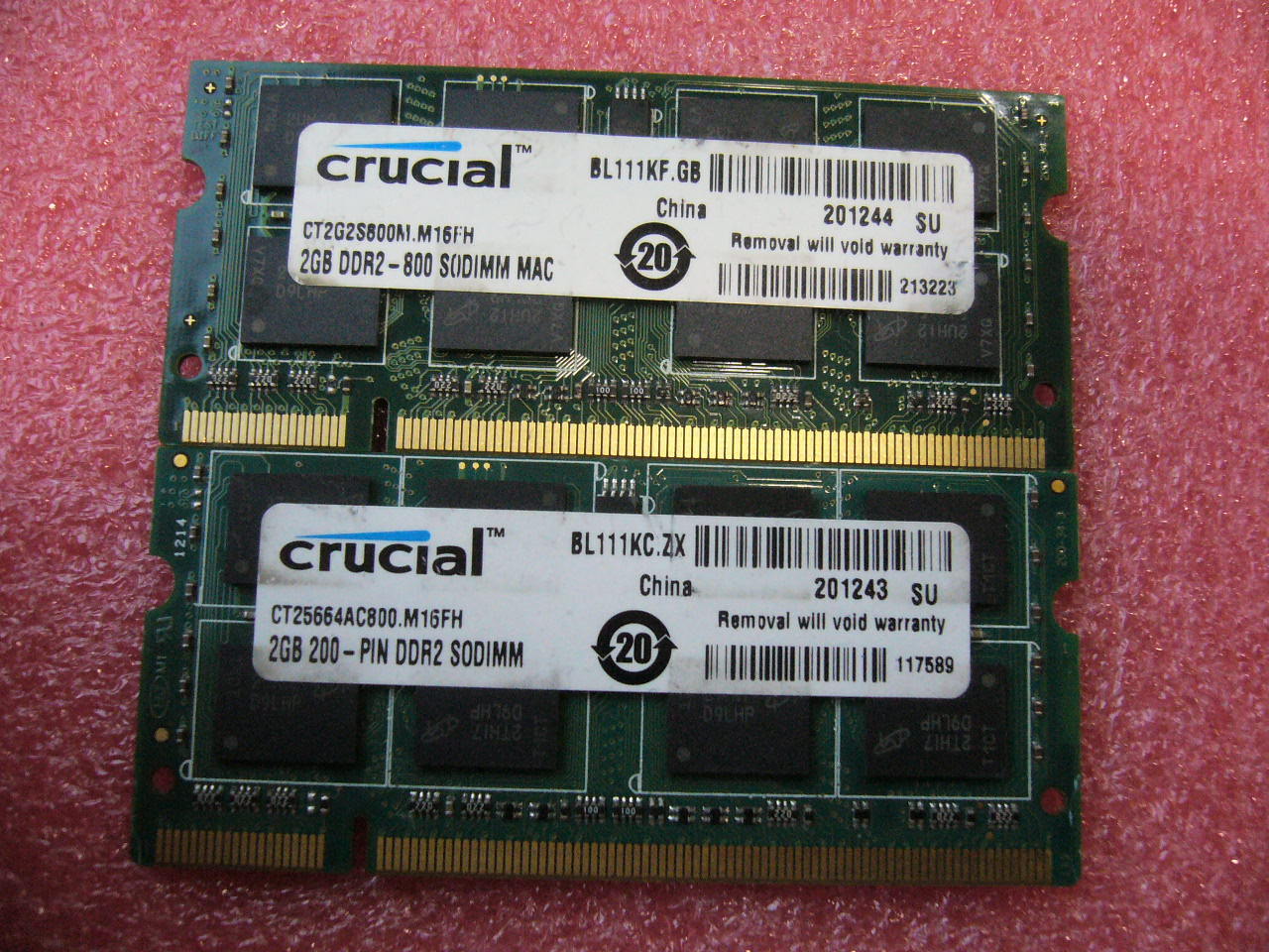 4GB Lot, QTY 2x 2GB Crucial DDR2 PC2-6400S 200-pins SO-DIMM memory for laptop - Click Image to Close