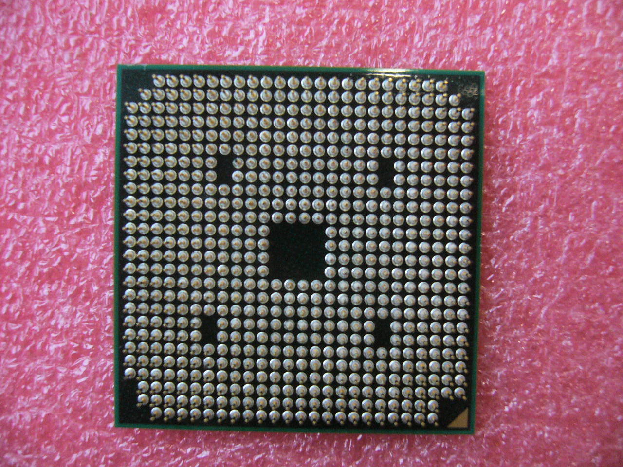 QTY 1x AMD V series V160 2.4GHz Single-Core (VMV160SGR12GM) Laptop CPU Socket S1 - zum Schließen ins Bild klicken