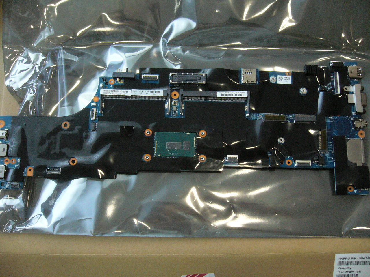 QTY 1x Lenovo Thinkpad T550 laptop motherboard intel i7-5600U INTEG WIN nAMT TPM - zum Schließen ins Bild klicken