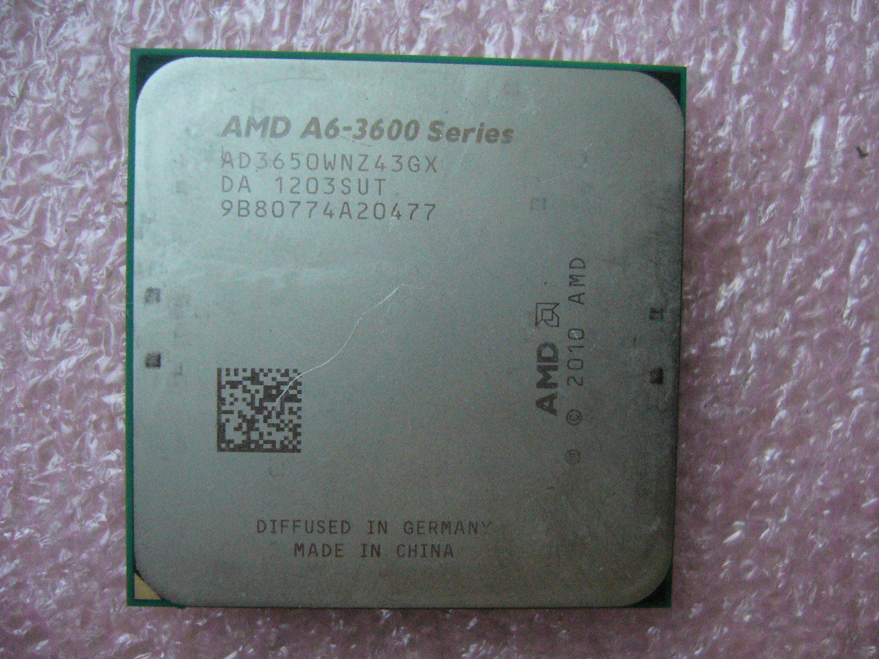 QTY 1x AMD A6-3650 2.6 GHz Quad-Core (AD3650WNZ43GX) CPU Socket FM1 NOT WORKING