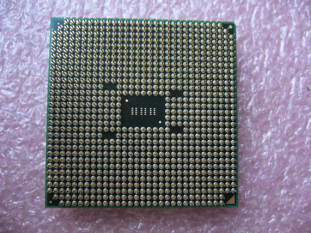 QTY 1x AMD A6-3650 2.6 GHz Quad-Core (AD3650WNZ43GX) CPU Socket FM1 NOT WORKING - Click Image to Close