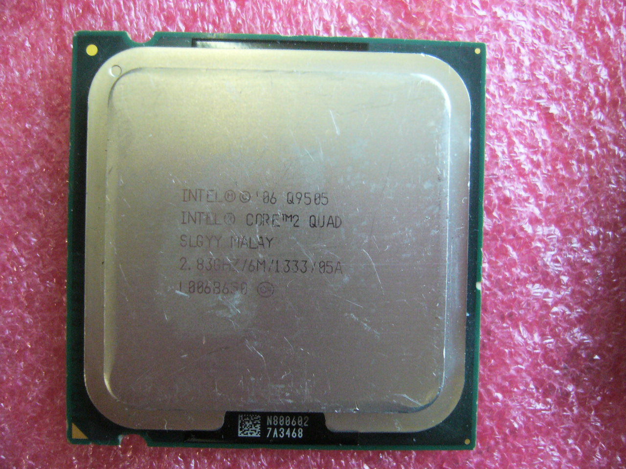 QTY 1x INTEL Quad Cores Q9505 CPU 2.83GHz/6MB/1333Mhz LGA775 SLGYY - Click Image to Close