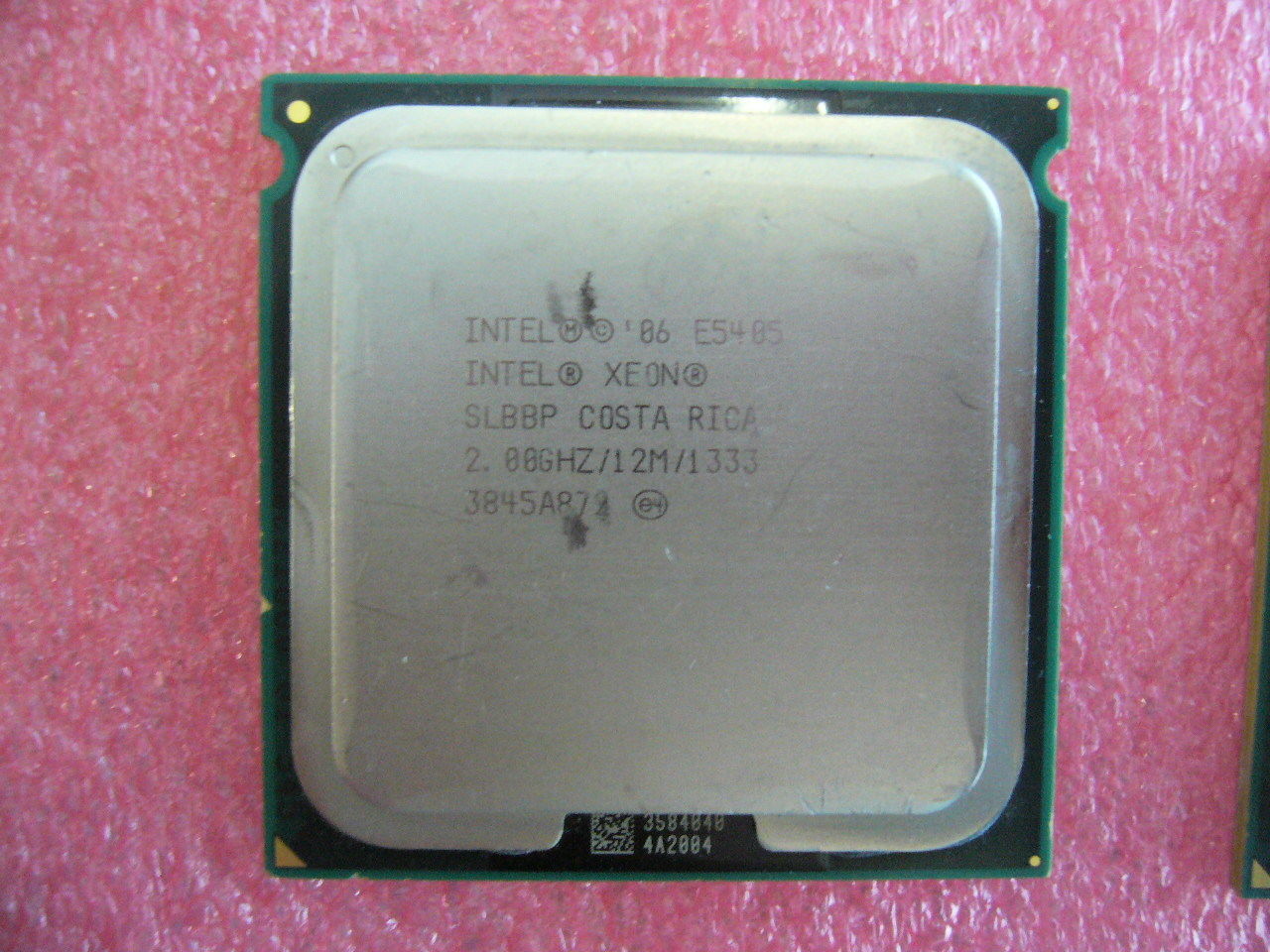 QTY 1x Intel Xeon CPU Quad Core E5405 2.00Ghz/12MB/1333Mhz LGA771 SLBBP - zum Schließen ins Bild klicken