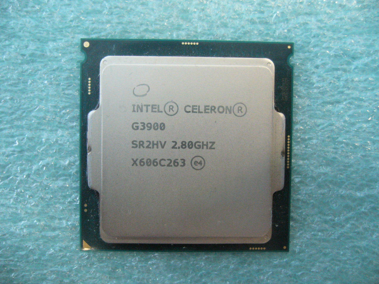 QTY 1x Intel CPU G3900 Dual-Cores 2.8Ghz 2MB LGA1151 SR2HV TDP 51W