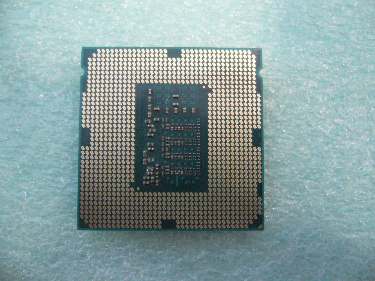QTY 1x Intel CPU i5-4590T Quad-Cores 2.0Ghz LGA1150 SR1S6 NOT WORKING - zum Schließen ins Bild klicken