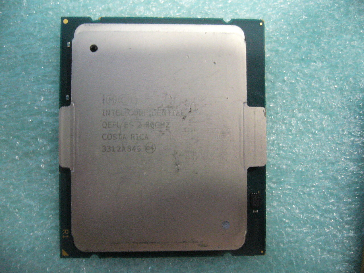 QTY 1x INTEL 15-Cores ES CPU E7-8890 V2 2.8GHZ/37.5MB QEFL LGA2011-1 - zum Schließen ins Bild klicken