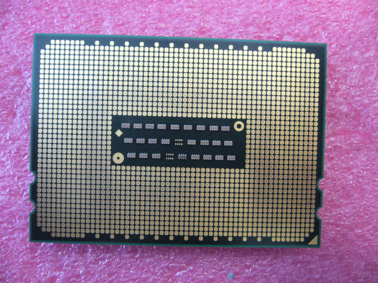 QTY 1x AMD Opteron 6320 2.8GHz Eight Core (OS6320WKT8GHK) CPU Tested G34 - Click Image to Close