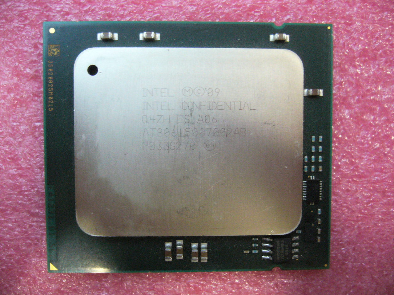 QTY 1x INTEL Ten-Cores ES CPU E7-8867L 2.13GHZ/30MB/6.4 LGA1567 Q4ZH stepping A1