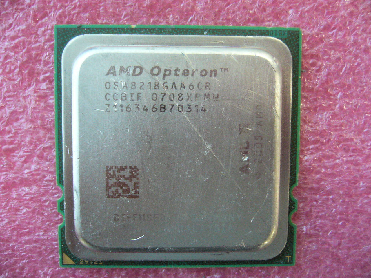 QTY 1x AMD OSA8218GAA6CR Opteron 8218 2.6 GHz Dual Core CPU Socket F 1207