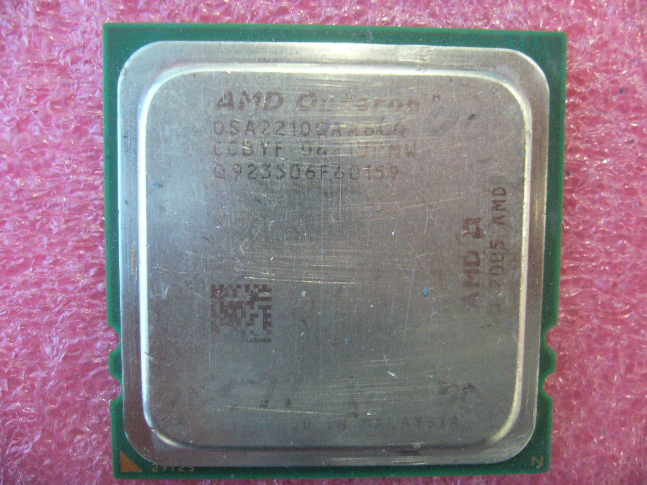 QTY 1x AMD OSA2210GAA6CQ Opteron 2210 1.8 GHz Dual Core CPU Socket F 1207
