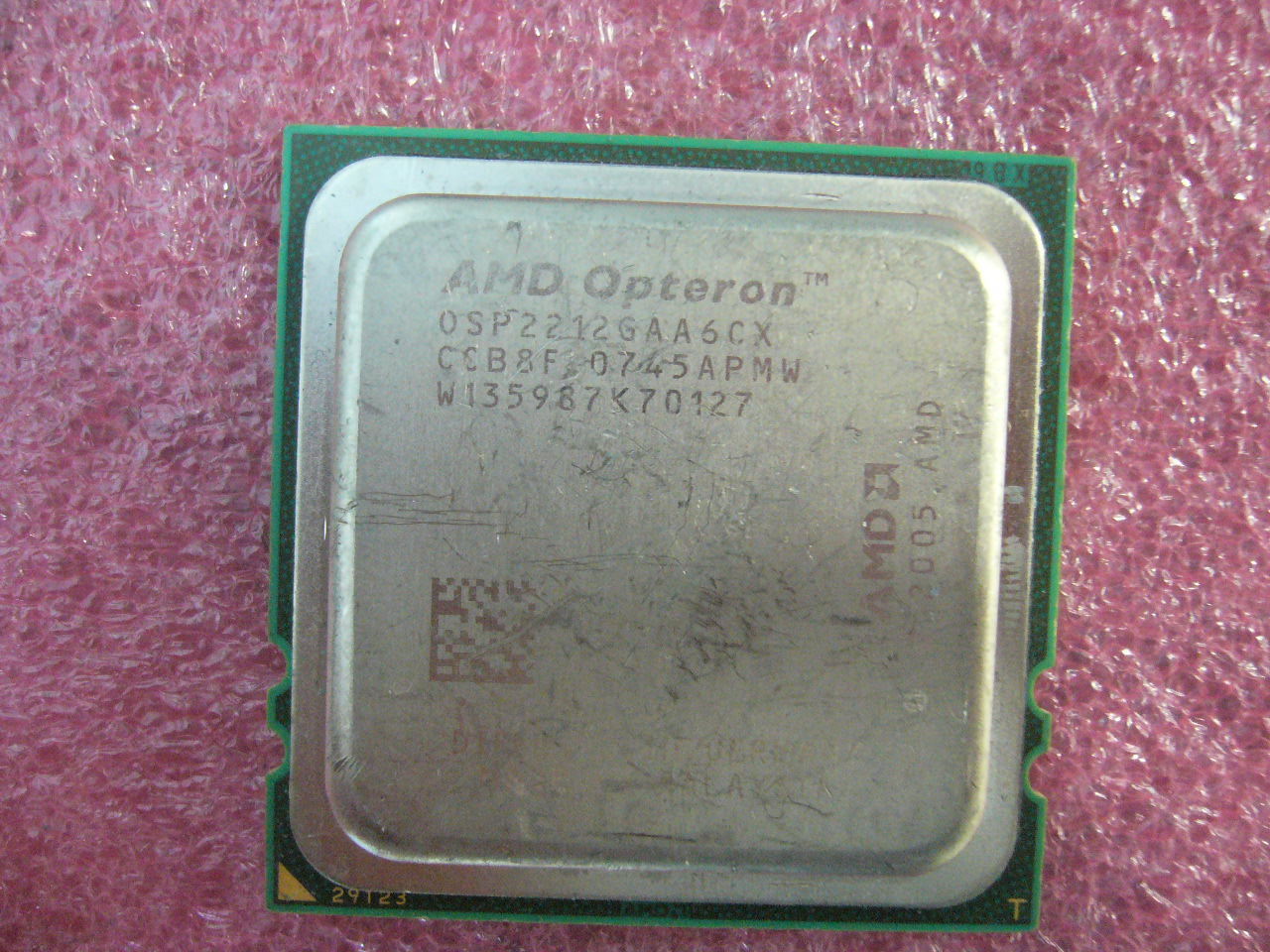 QTY 1x AMD OSP2212GAA6CX Opteron 2212 HE 2.0 GHz Dual Core CPU Socket F 1207