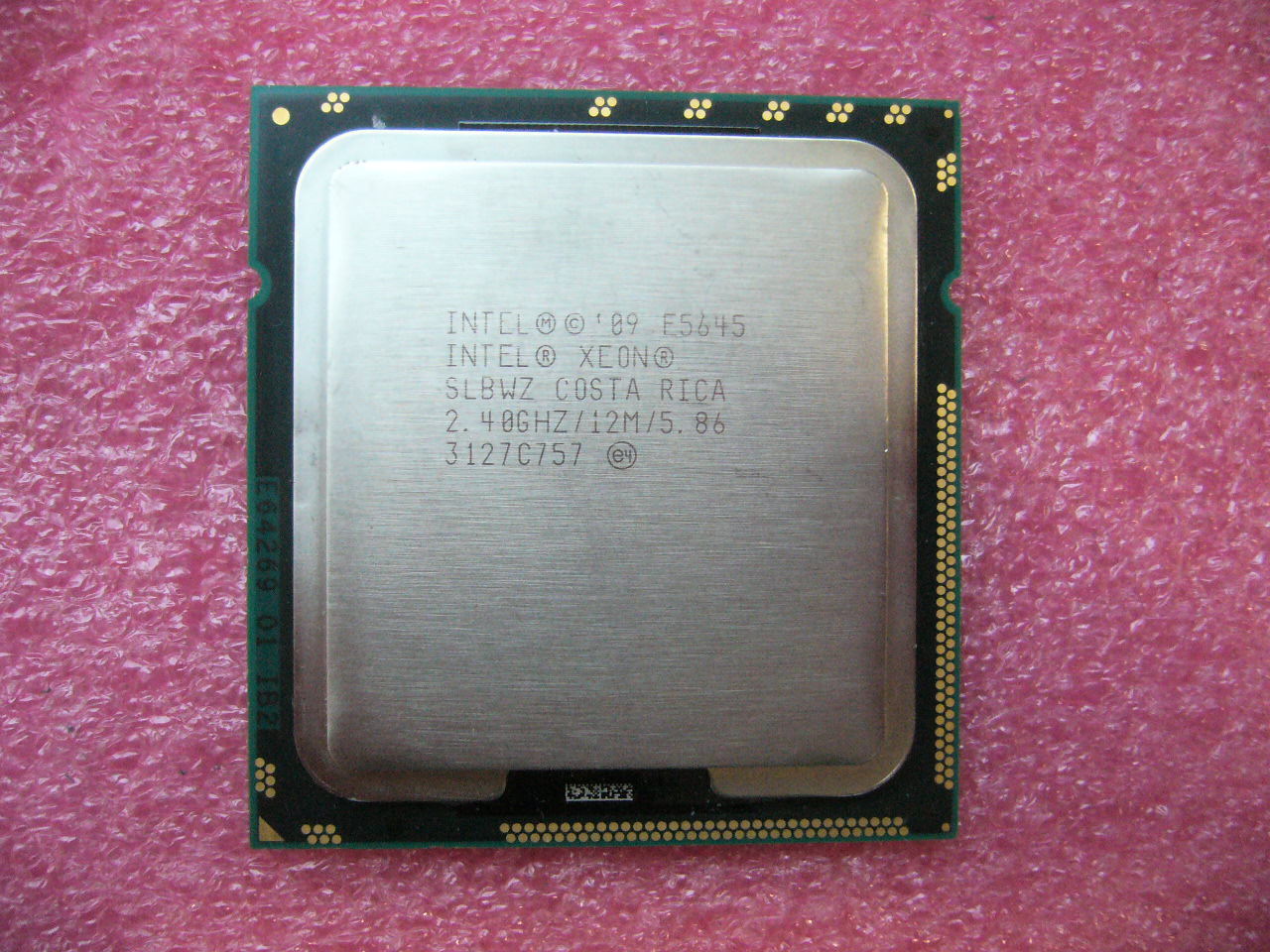 QTY 1x INTEL Six-Cores Xeon CPU E5645 2.40GHZ/12MB LGA1366 SLBWZ - zum Schließen ins Bild klicken