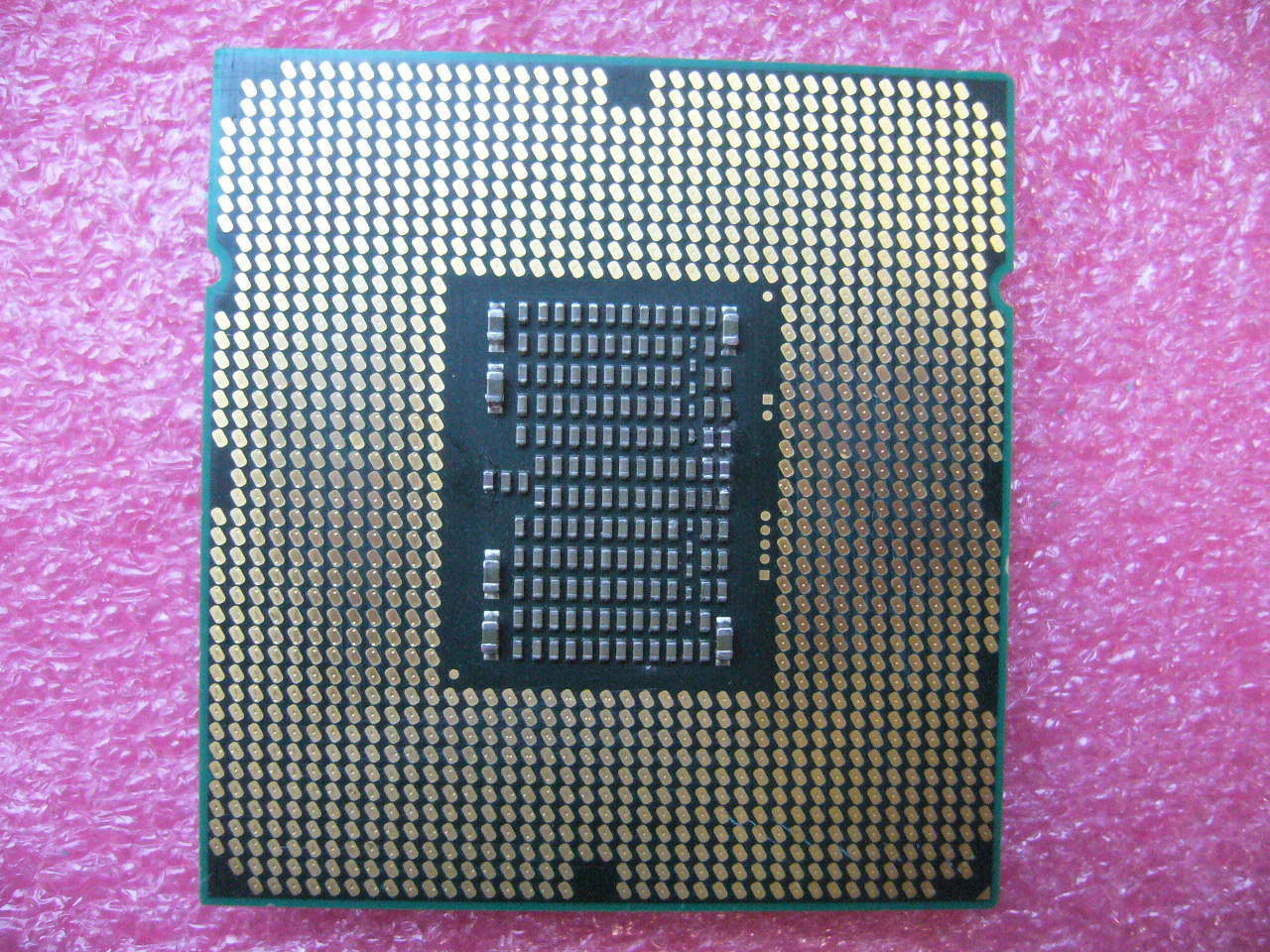 QTY 1x INTEL Quad-Cores Xeon CPU X5667 3.06GHZ/12MB LGA1366 SLBVA - zum Schließen ins Bild klicken