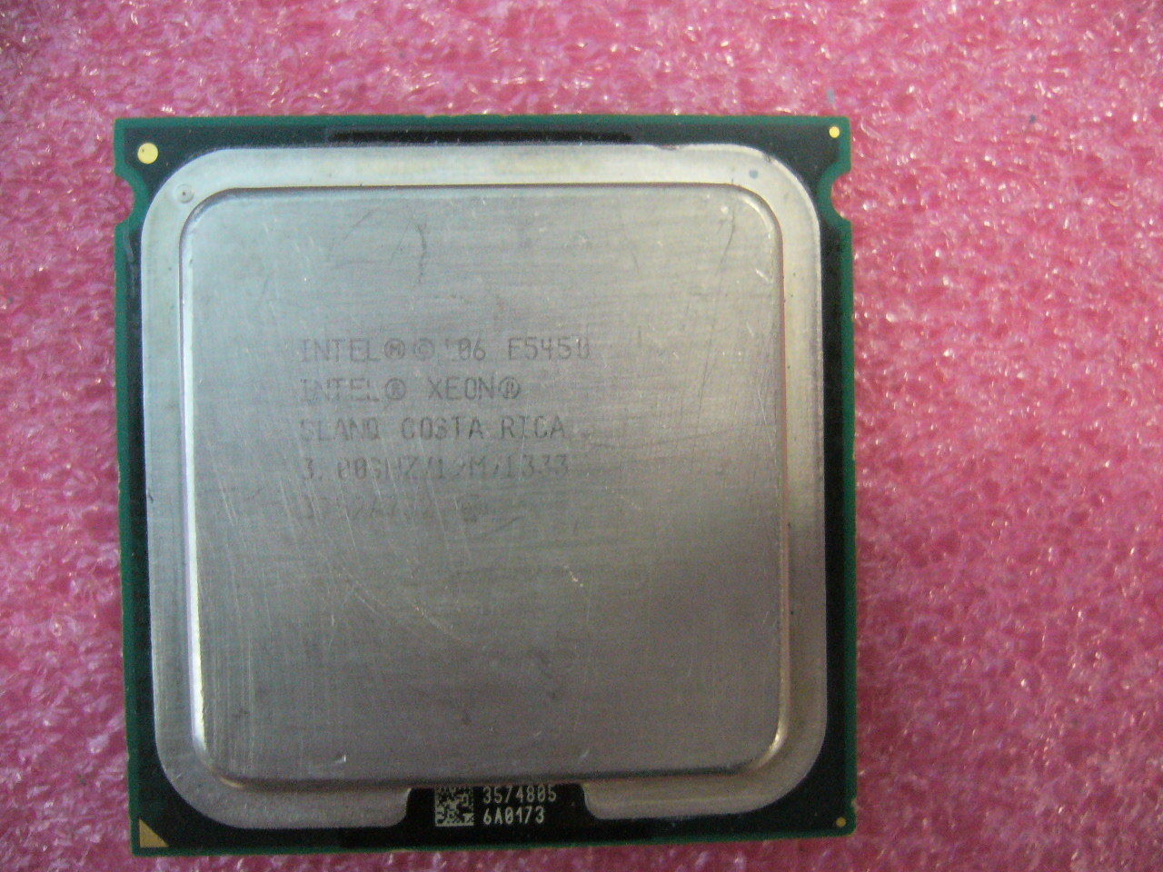 QTY 1x Intel Xeon CPU Quad Core E5450 3.00Ghz/12MB/1333Mhz LGA771 SLANQ