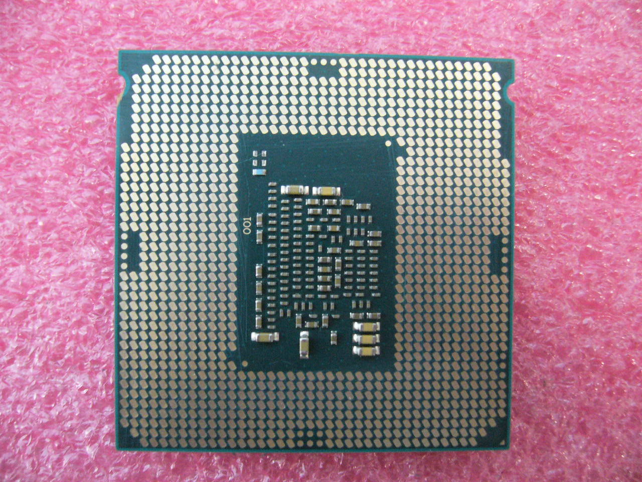 QTY 1x Intel CPU i3-6100 Dual-Cores 3.70Ghz 3MB LGA1151 SR2HG NOT WORKING - Click Image to Close