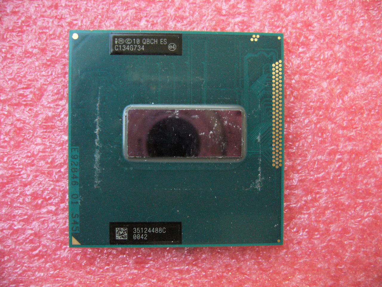QTY 1x Intel ES CPU Dual-Core 1.8Ghz 4MB for laptop Socket G2 QBCH C0
