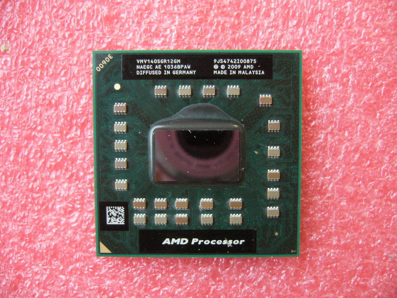 QTY 1x AMD V series V140 2.3GHz Single-Core (VMV140SGR12GM) Laptop CPU Socket S1 - Click Image to Close