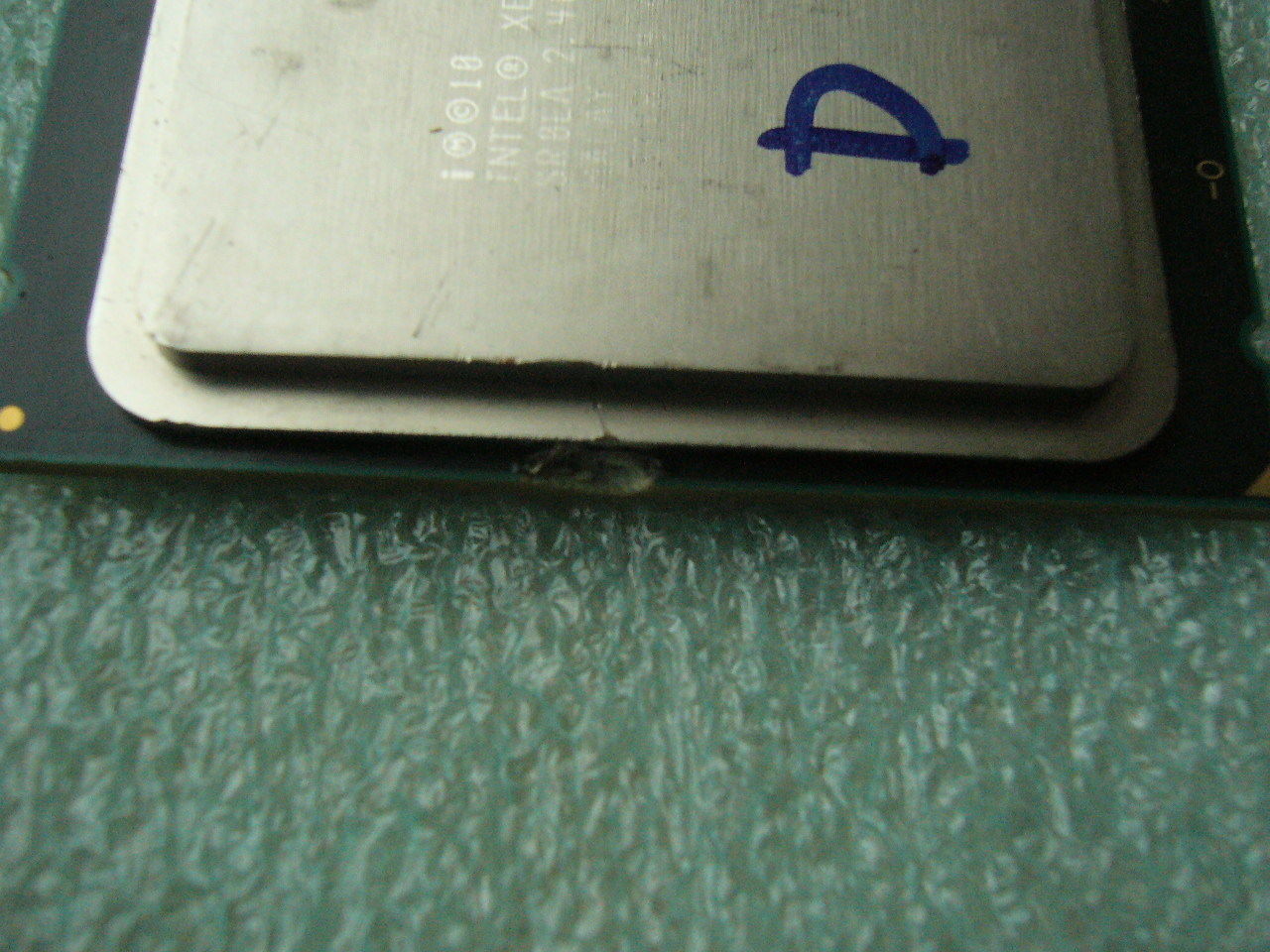 QTY 1x Intel CPU E5-2609 CPU 4-Cores 2.4Ghz LGA2011 SR0LA damaged - Click Image to Close