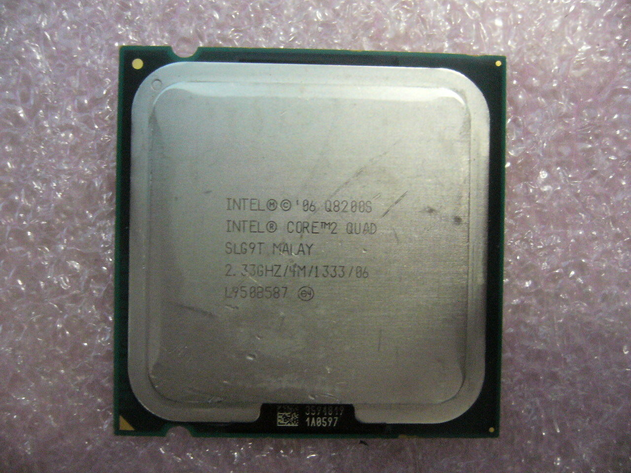 QTY 1x INTEL Quad Cores Q8200S CPU 2.33GHz/4MB/1333Mhz LGA775 SLG9T 65W