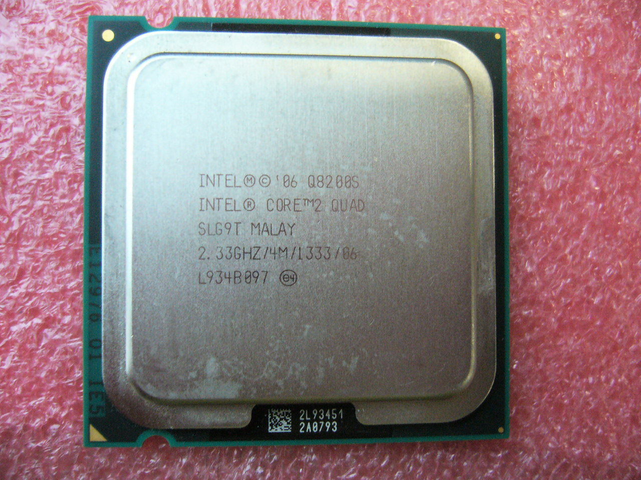 QTY 1x INTEL Quad Cores Q8200S CPU 2.33GHz/4MB/1333Mhz LGA775 SLG9T 65W - Click Image to Close