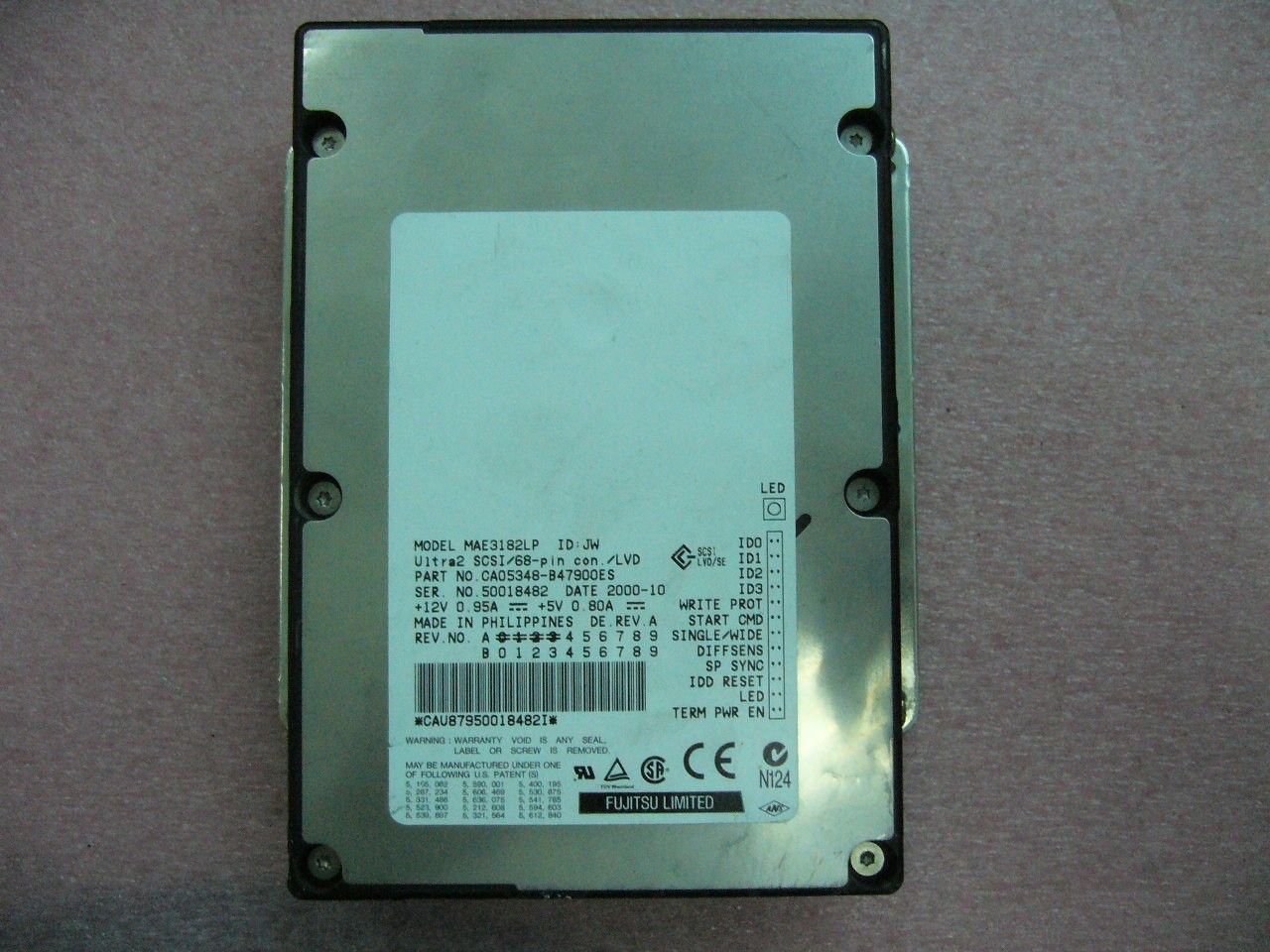 QTY 1x Fujitsu SCSI HARD DRIVE MAE3182LP CA05348-B47900ES Tested