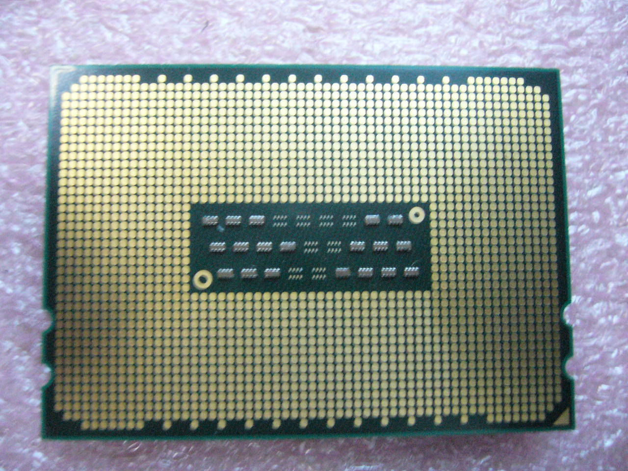 QTY 1x AMD Opteron 6136 2.4 GHz Eight Core (OS6136WKT8EGO CPU Tested G34 - zum Schließen ins Bild klicken