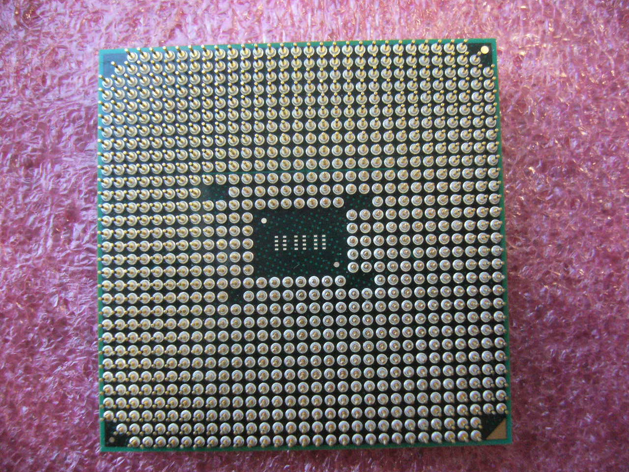 QTY 1x AMD FX-770K 3.5 GHz Quad-Core (FD770KYBI44JA) CPU Socket FM2+ - zum Schließen ins Bild klicken