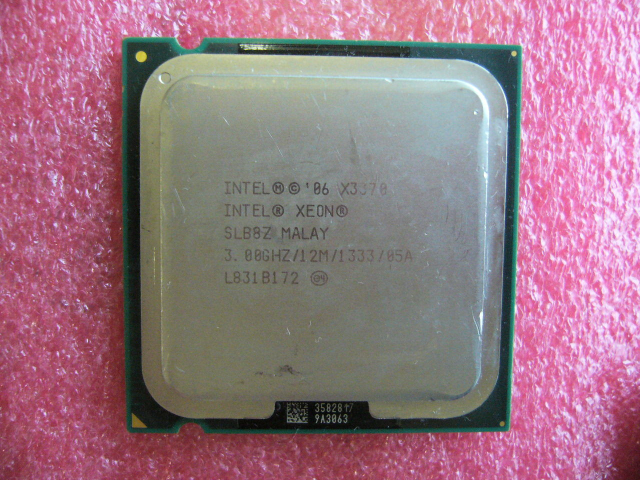 QTY 1x INTEL Quad Cores X3370 CPU 3.00GHz/12MB/1333Mhz LGA775 SLB8Z - zum Schließen ins Bild klicken