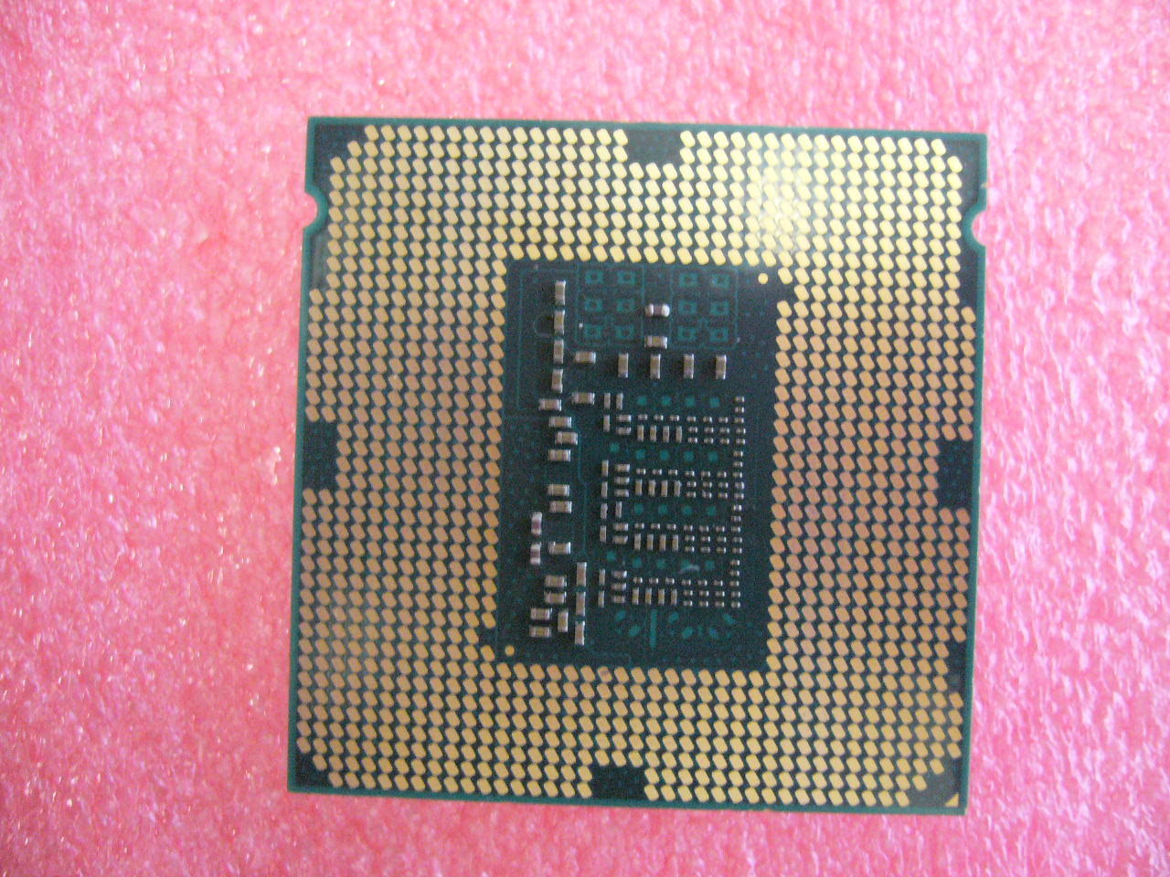 QTY 1x Intel CPU E3-1225 V3 Quad-Cores 3.2Ghz LGA1150 SR1KX - zum Schließen ins Bild klicken