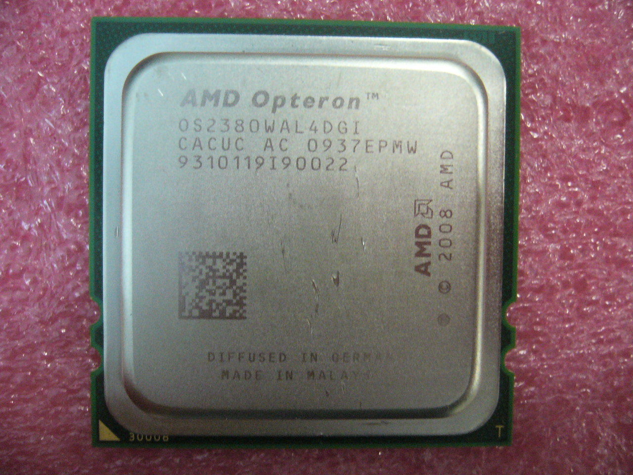 QTY 1x AMD Opteron 2380 2.5 GHz Quad-Core (OS2380WAL4DGI) CPU Socket F 1207