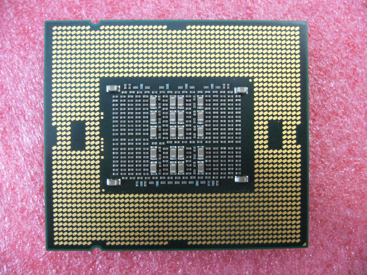 QTY 1x INTEL Eight-Cores CPU E7-4830 2.13GHZ/24MB 6.4GT/s QPI LGA1567 SLC3Q - Click Image to Close