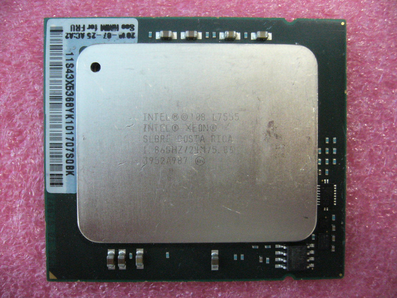 QTY 1x INTEL Eight-Cores CPU L7555 1.86GHZ/24MB 5.86GT/s LGA1567 SLBRF TDP 95W - zum Schließen ins Bild klicken