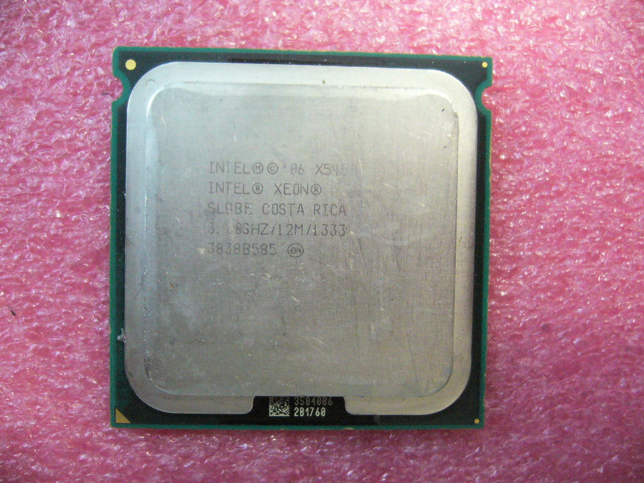 QTY 1x Intel Xeon CPU Quad Core X5450 3.00Ghz/12MB/1333Mhz LGA771 SLBBE - zum Schließen ins Bild klicken