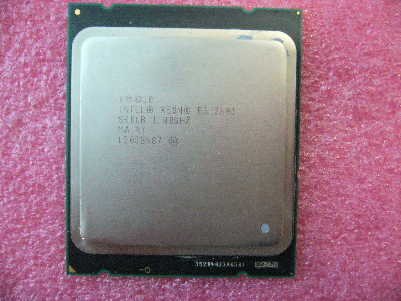 QTY 1x Intel CPU E5-2603 CPU Quad-Cores 1.8Ghz LGA2011 SR0LB - Click Image to Close