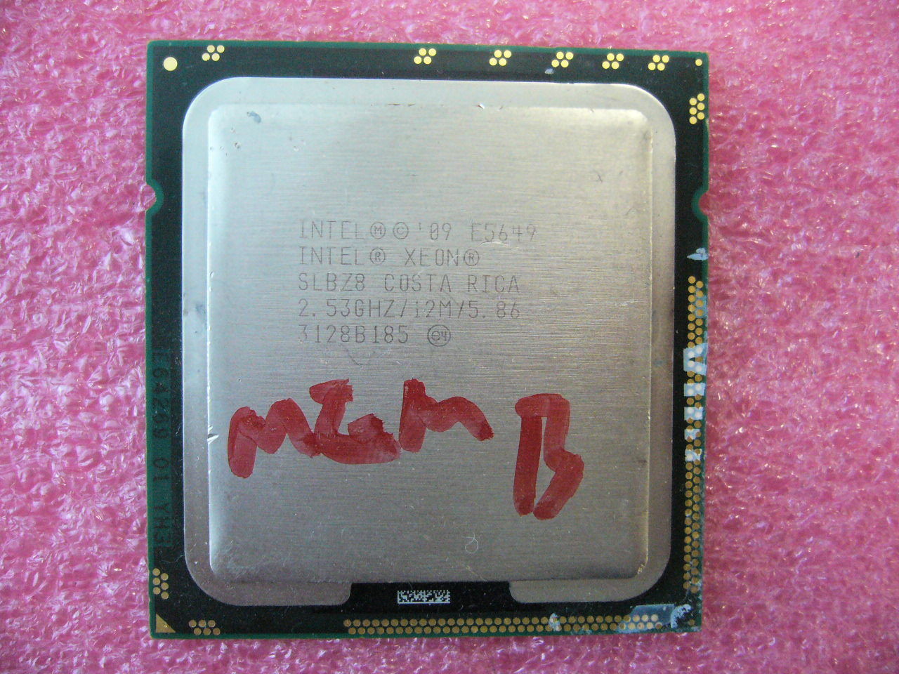 QTY 1x INTEL Six-Cores Xeon CPU E5649 2.53GHZ/12MB LGA1366 SLBZ8 mem b not work