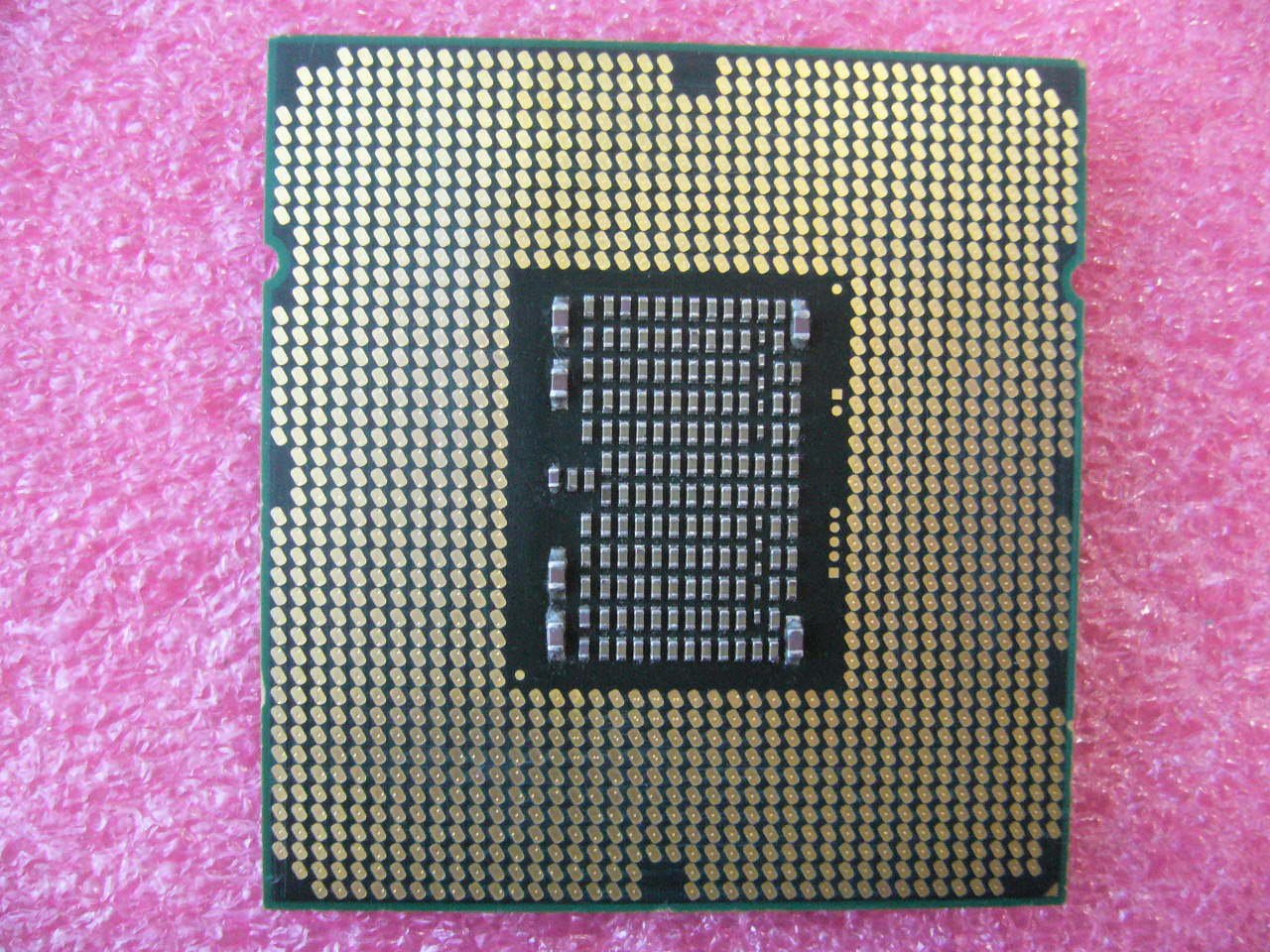 QTY 1x INTEL Six-Cores Xeon CPU E5649 2.53GHZ/12MB LGA1366 SLBZ8 - zum Schließen ins Bild klicken