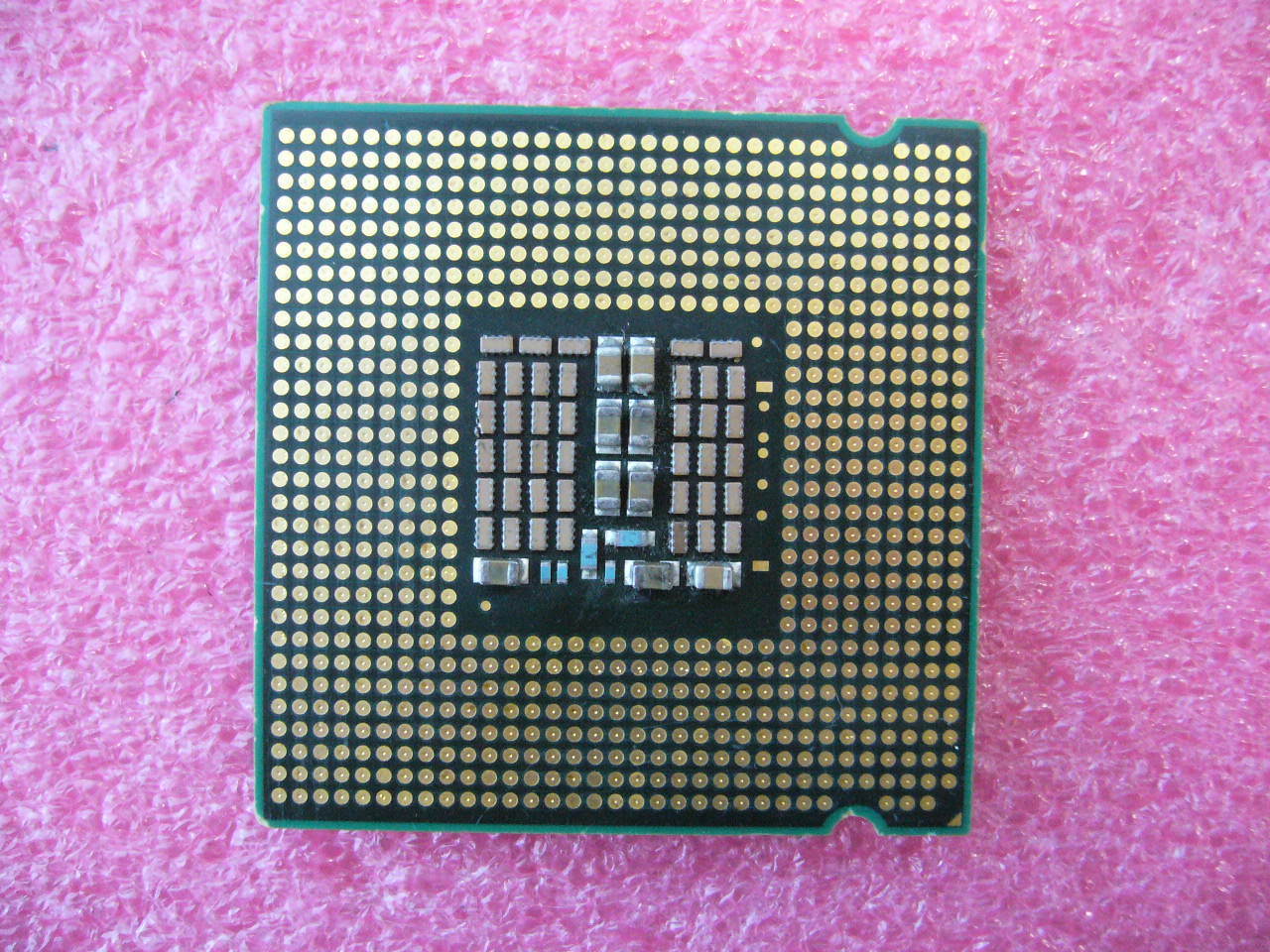 QTY 1x INTEL Quad Cores Q9550 CPU 2.83GHz/12MB/1333Mhz LGA775 SLB8V SLAWQ - zum Schließen ins Bild klicken