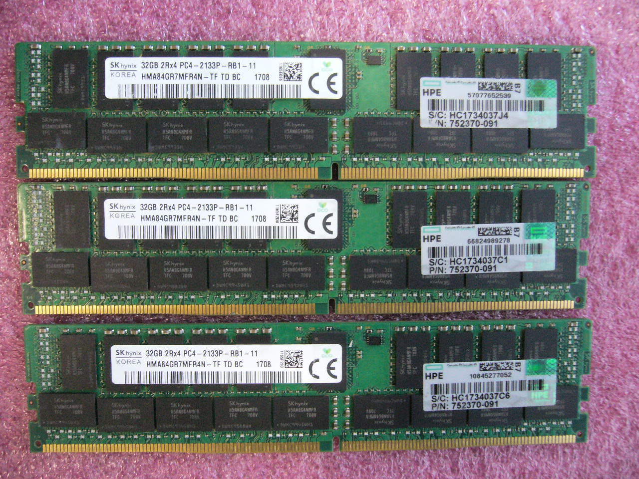 QTY 1x 32GB DDR4 2Rx4 PC4-2133P-RB1 ECC Registered memory SK Hynix HP 752370-091