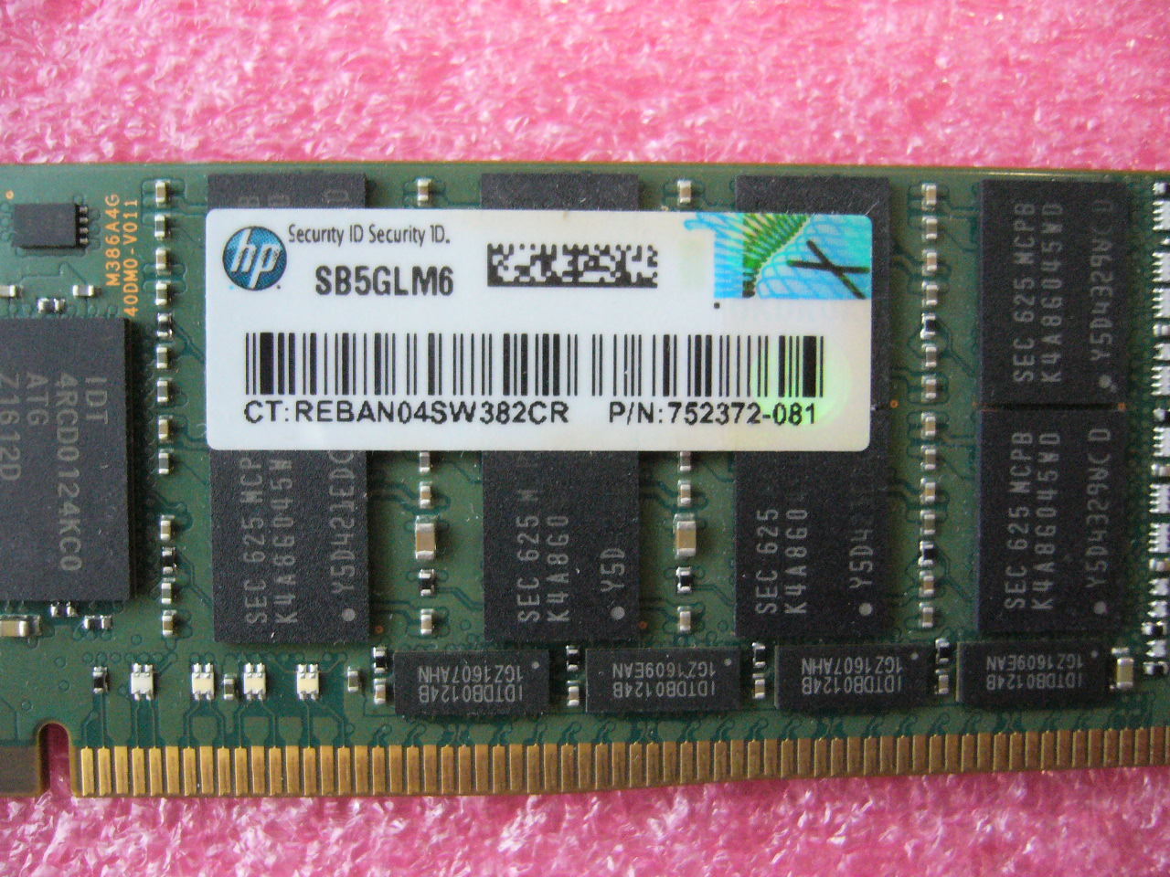 QTY 1x 32GB DDR4 4DRx4 PC4-2133P-LD0 ECC Registered memory Samsung HP 752372-081 - Click Image to Close