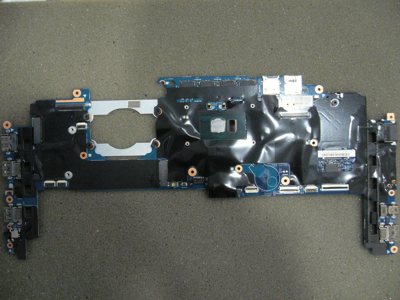 QTY 1x Lenovo Thinkpad X1 Carbon Gen 4 motherboard i7-6600U 16GB X1C 01AX813