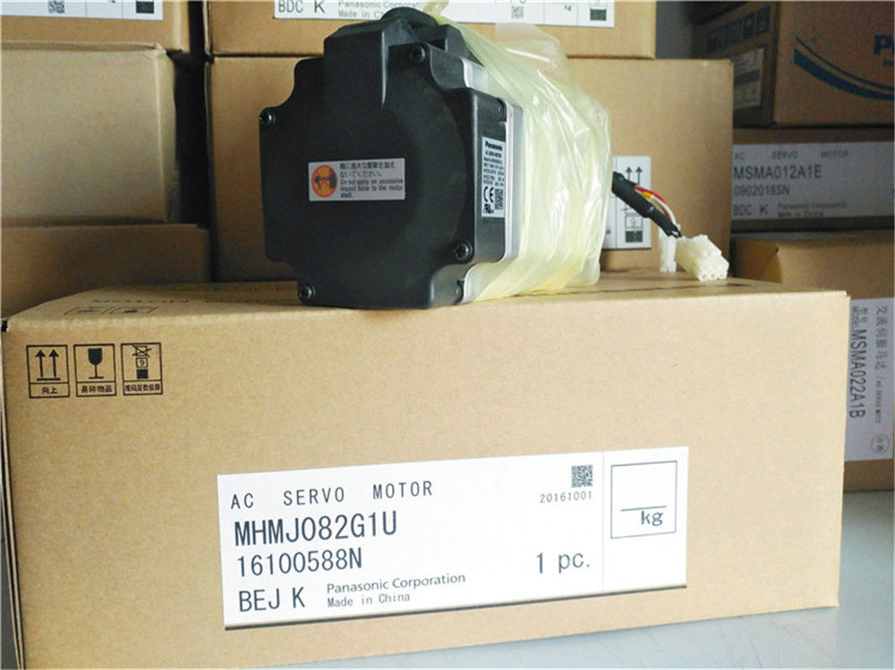 Brand New PANASONIC AC Servo motor MHMJ082G1U in box (real picture) - zum Schließen ins Bild klicken
