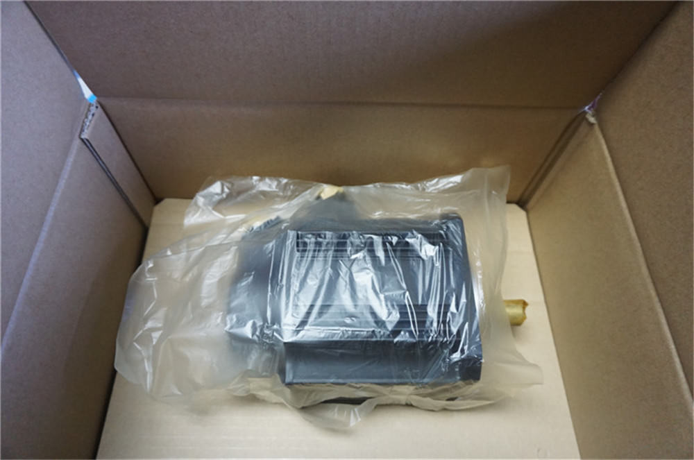 Genuine NEW PANASONIC AC Servo motor MDMA102P1D in box - zum Schließen ins Bild klicken