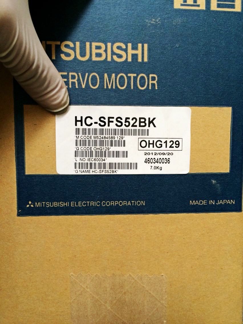 Brand New Mitsubishi SERVO MOTOR HC-SFS52BK in box HCSFS52BK - Click Image to Close