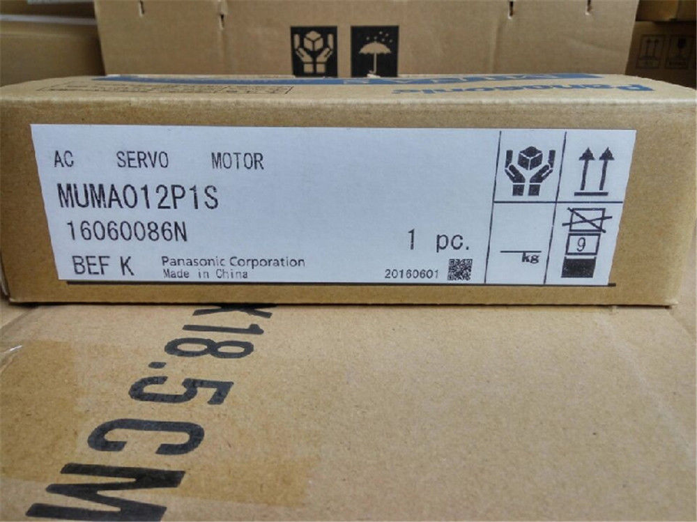 Brand New PANASONIC AC Servo motor MUMA012P1S in box
