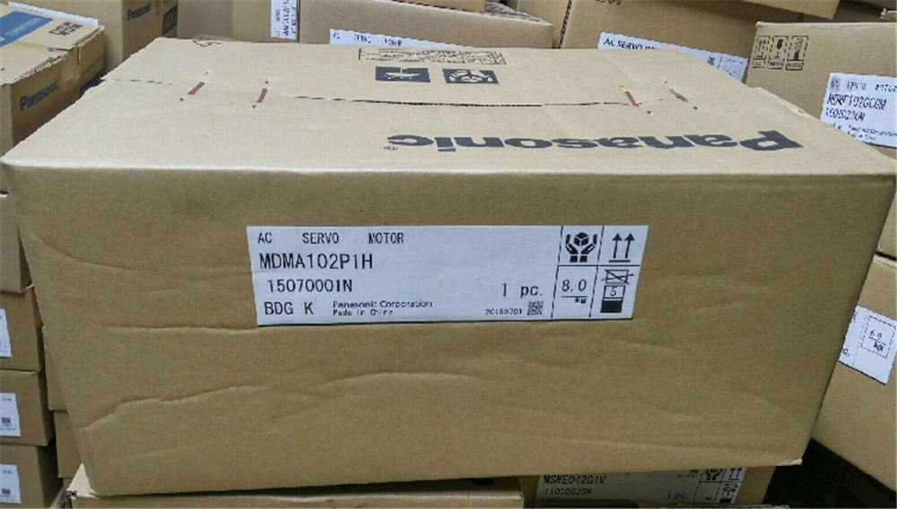 Brand New PANASONIC Servo motor MDMA102P1H in box - zum Schließen ins Bild klicken