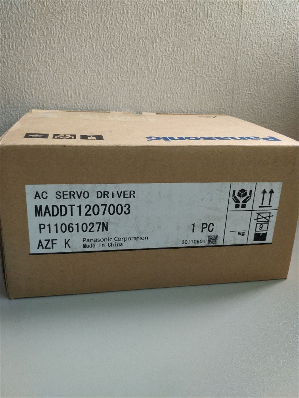 Brand New PANASONIC AC Servo drive MADDT1207003 in box - zum Schließen ins Bild klicken