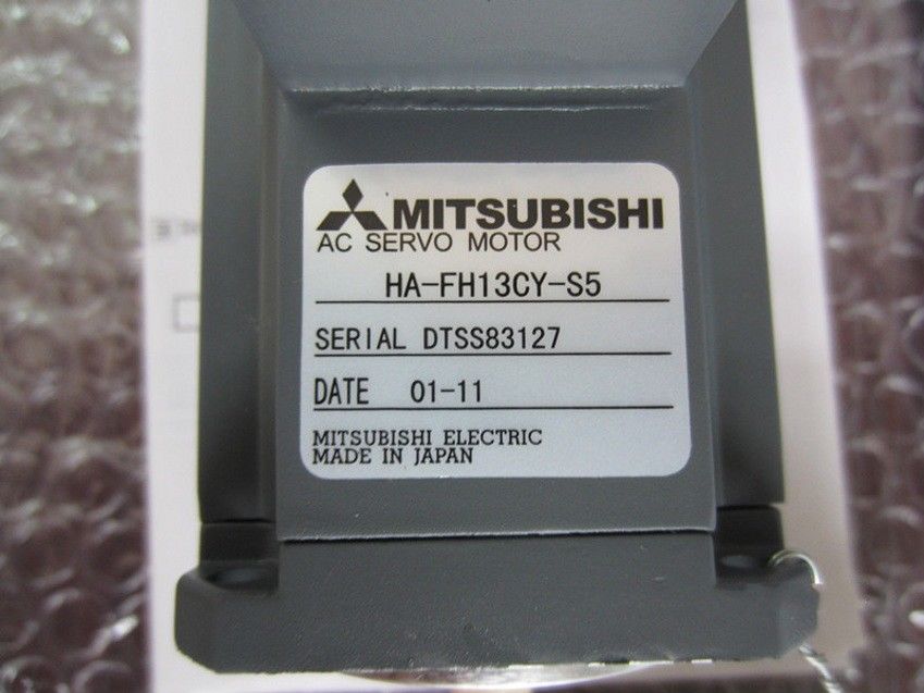 Original New Mitsubishi Servo Motor HA-FH13CY-S5 HA-FH23CY-S5 IN BOX - Click Image to Close